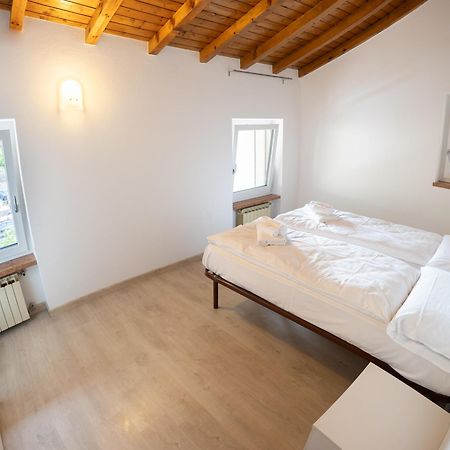 דירות מאלצ'סינה Casa Cico מראה חיצוני תמונה